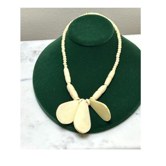 Vintage Bone Beaded Necklace Tribal Large Teardrop Pendant Handmade 17 inches - Picture 1 of 5